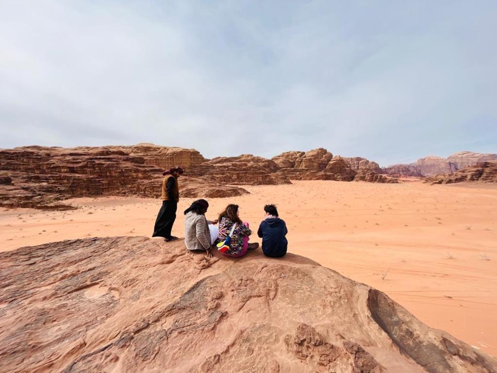 Martian Desert Camp Wadi Rum Extérieur photo