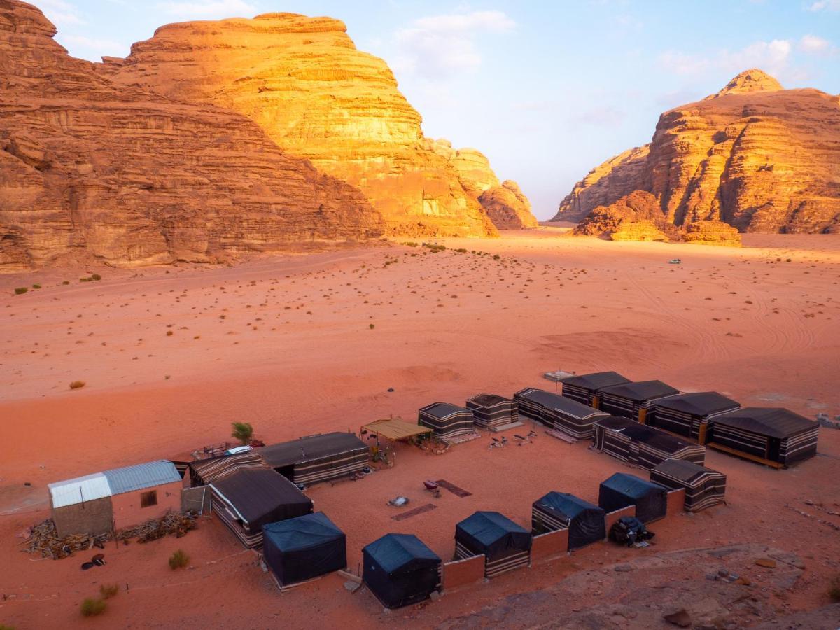 Martian Desert Camp Wadi Rum Extérieur photo
